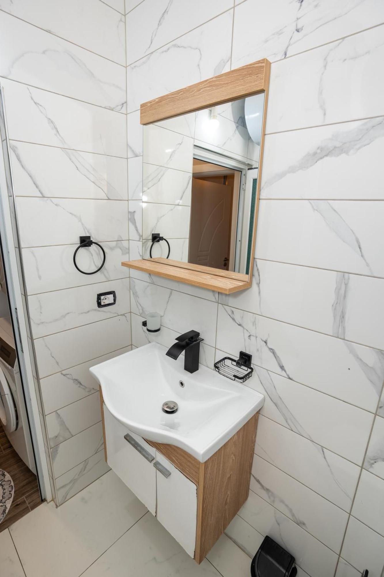 Sunnydream Apartaments Saranda Zewnętrze zdjęcie